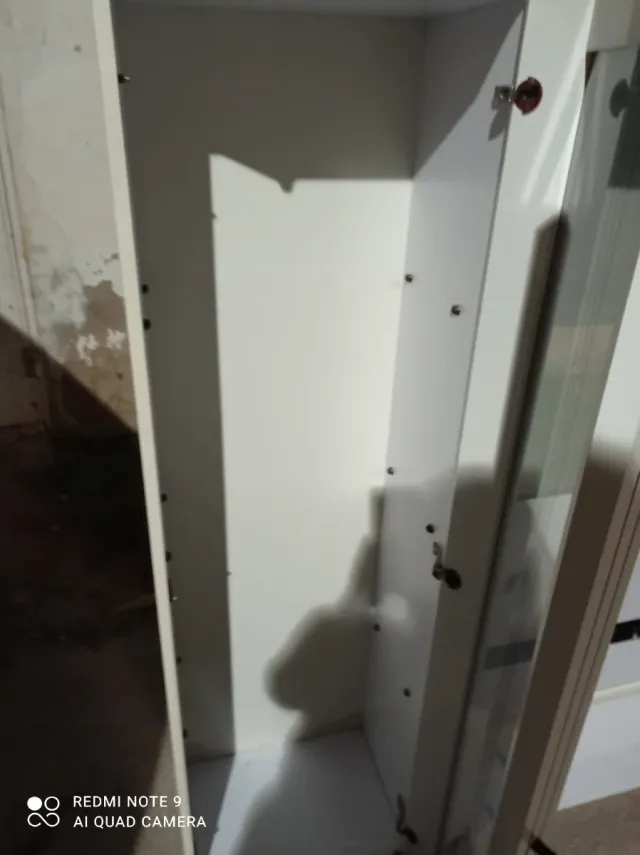 Armadio alto e cassettiera bassa