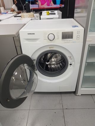 Combo Frigorífico Liebherr y Lavadora Samsung 
