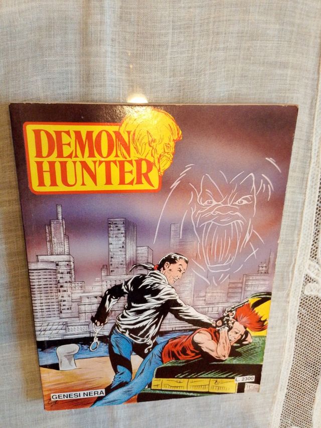 Misto di riviste e fumetti