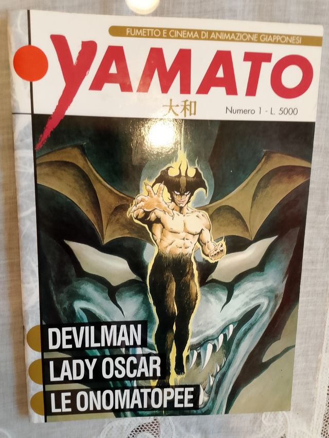 Misto di riviste e fumetti