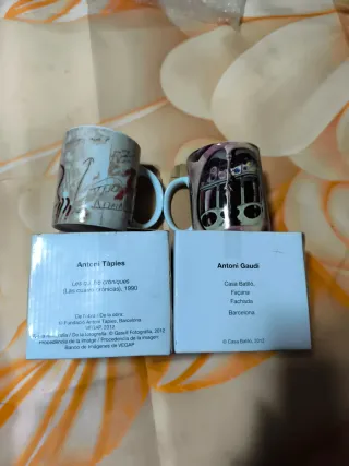Tazas Antoni Tàpies y Antoni Gaudí