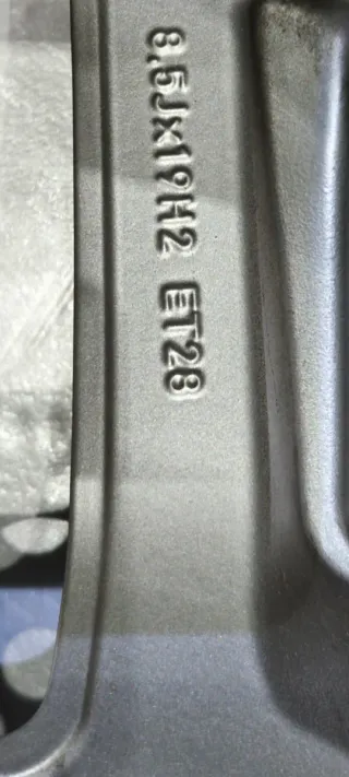 Llantas VAG  ESPERANCE  255/55/R19+ NEUMÁTICOS