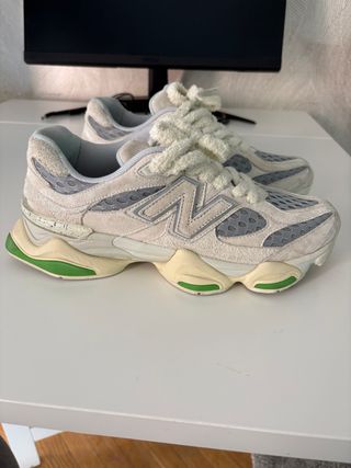 Zapatillas New Balance Beige y Verde