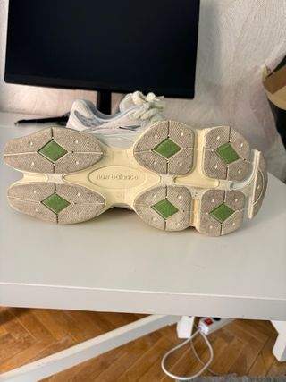 Zapatillas New Balance Beige y Verde