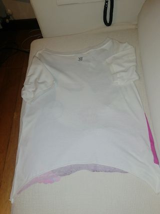 Camiseta Mango Talla S con lentejuelas