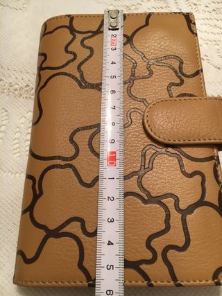 Monedero beige con dibujo marrón nuevo