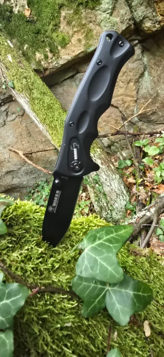 Cuchillo Táctico Böker Negro