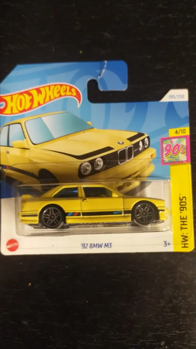 Hot Wheels 92 BMW M3 Amarillo