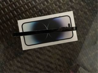 iPhone 14 Pro 256GB + 4 Fundas + Earpods