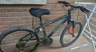 Bicicleta Montaña Rockrider Negra