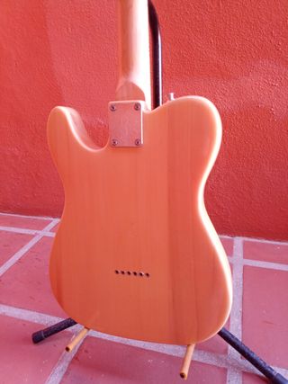 Guitarra Telecaster mejorada acabado natural