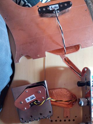 Guitarra Telecaster mejorada acabado natural