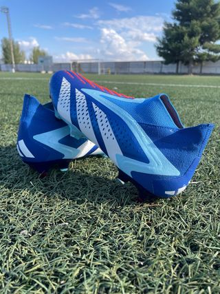 Botas de fútbol Adidas predator azules 