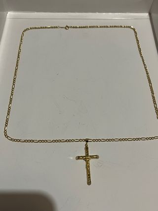 Cadena de oro 18k con cruz. 6.21gr