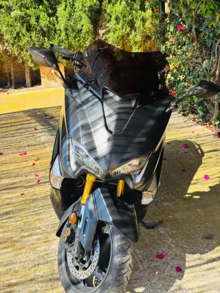 Yamaha TMAX 530