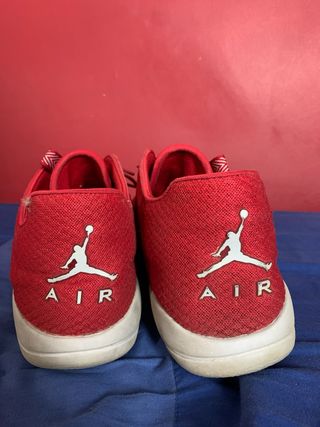 Zapatillas Nike Jordan Rojas Talla 42