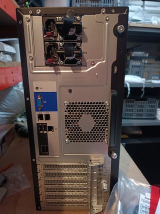 Servidor HP Proliant ML110 Gen10 Intel Xeon S 4110