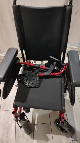 Silla de ruedas con batería