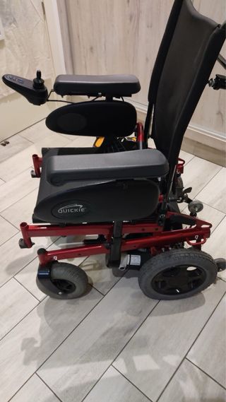 Silla de ruedas con batería