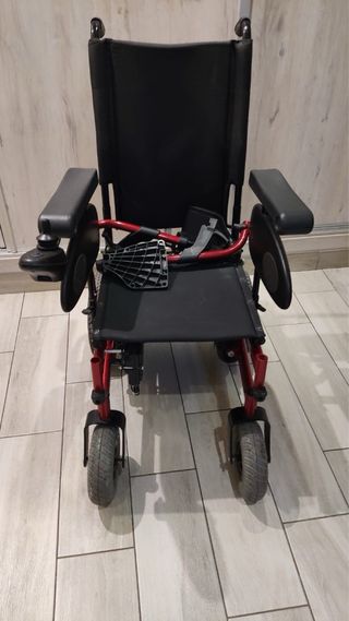 Silla de ruedas con batería