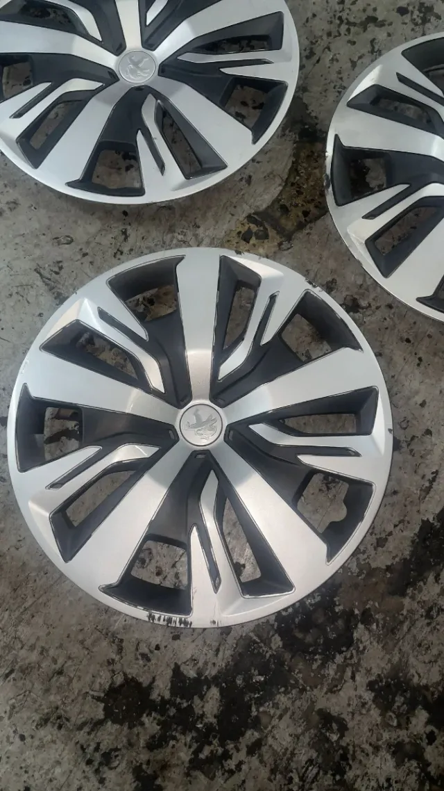 Tapacubos Peugeot 208 16 Originales