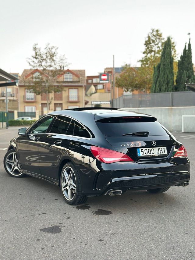 Mercedes-Benz Clase CLA 2015