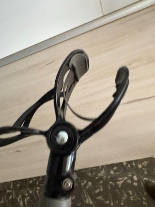 Soporte móvil flexible pinza escritorio