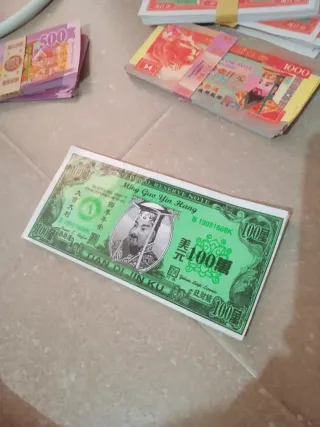 Lote Billetes Festivos Chinos 500 y 100