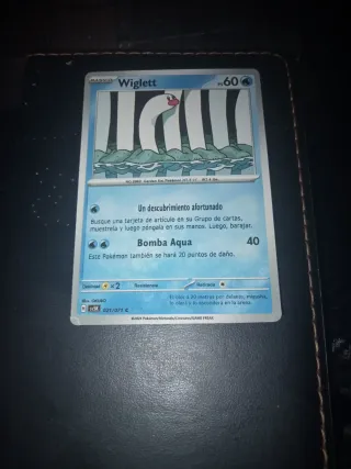 Carta Pokémon pack pequeño y Básico