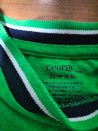 Camisetas niño 4-5 años (verde y rojo)