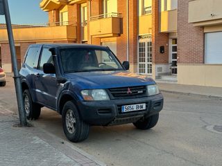 Mitsubishi Montero 2001
