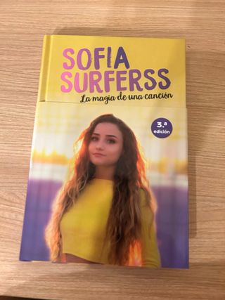 2 libros sofia surferss en perfectas condicondicio