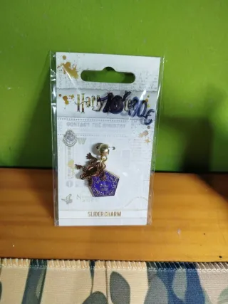 Charm Harry Potter Rana Chocolate Morado