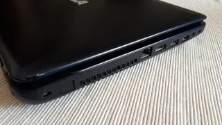 Portátil Toshiba L745-i3 6GB RAM 240GB SSD 14"