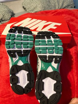 Nike Bambas Verdes, Plateadas y Blancas