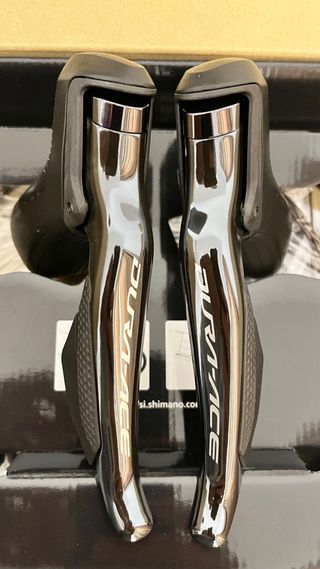 Manetas Shimano Dura-Ace R9150 Di2