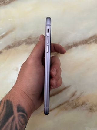 iPhone 11 Viola