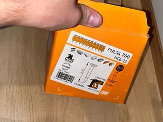 Caja Clavos Pistola SPLIT PULSA 700
