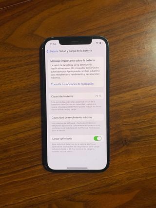 iPhone 12 Blue in buone condizioni.