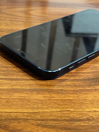 iPhone 12 Blue in buone condizioni.