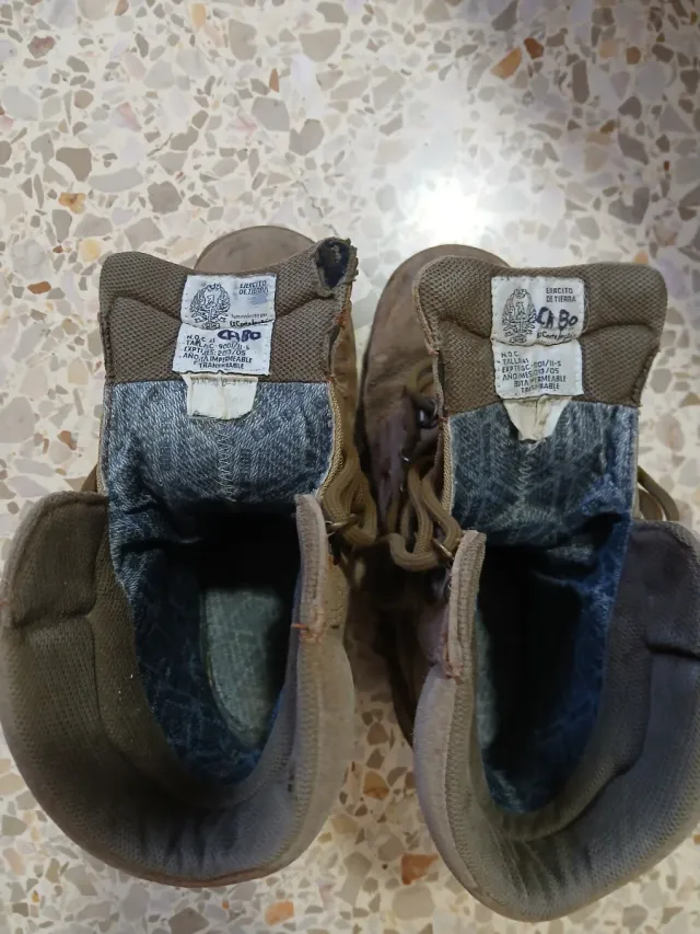 Botas de campaña talla 41