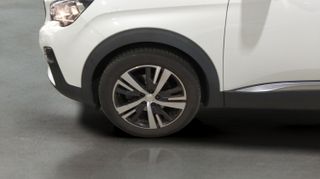 Peugeot 3008 PureTech 130 S&S Allure 96 kW (130 CV)