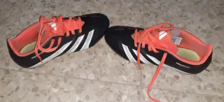 Botas de fútbol niño Adidas predator negras y nara