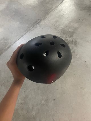 Casco Negro Patinete Eléctrico