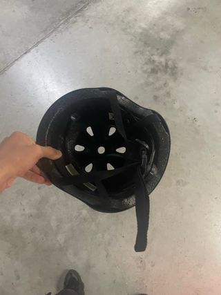 Casco Negro Patinete Eléctrico