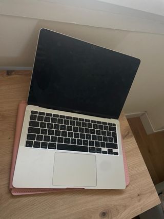 MacBook Air 13 2020 Rosa y Plata