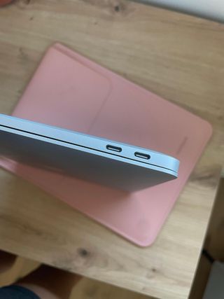 MacBook Air 13 2020 Rosa y Plata