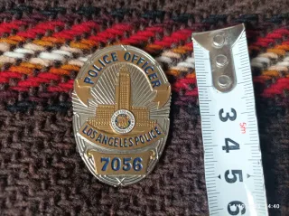 Placa Policía Los Angeles 7056
