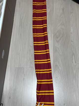 Bufanda Harry Potter roja y amarilla