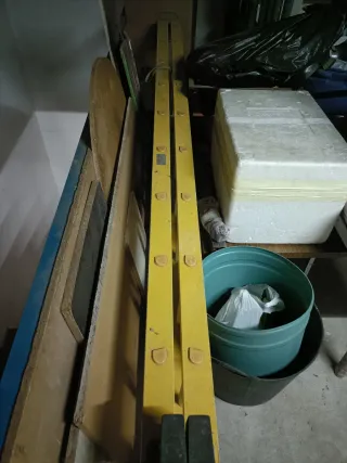 Escalera Tijera Fibra 9 Peldaños